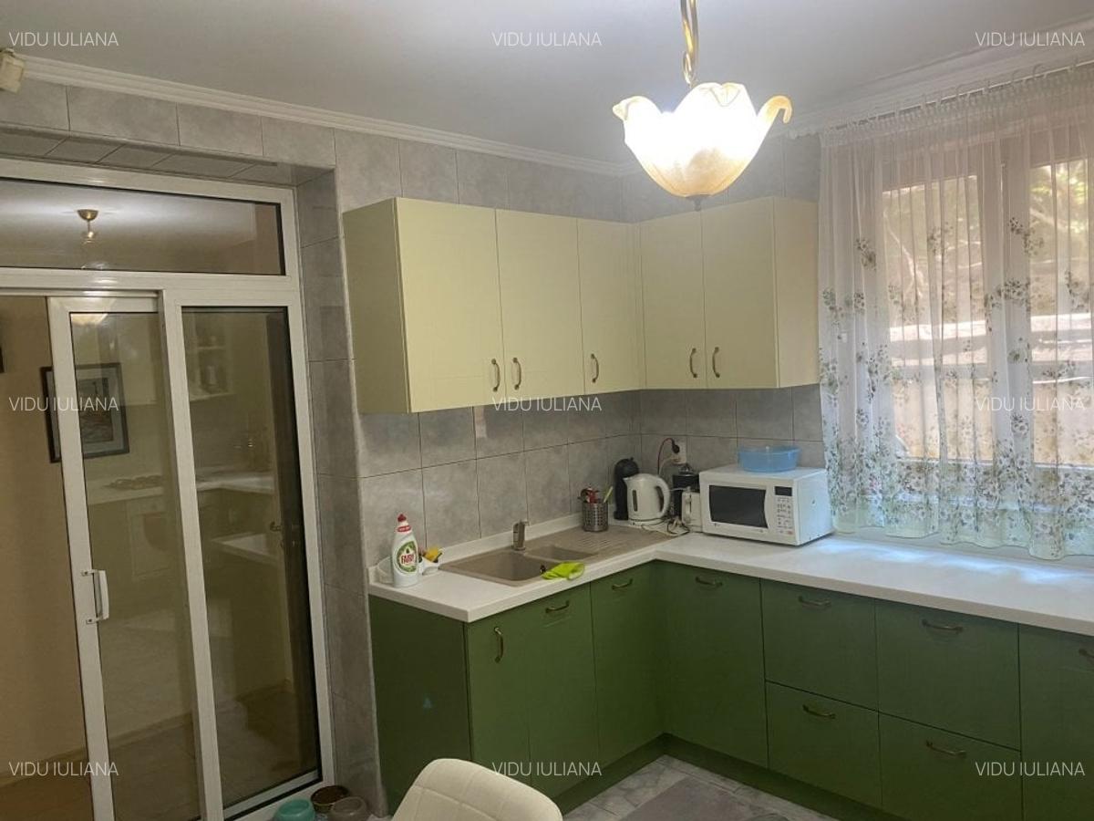 Apartament cu 5 camere semidecomandat, mobilat în Unirii - 4