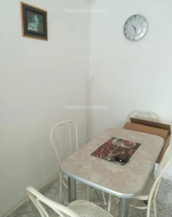 1 camera in zona Girocului - 3