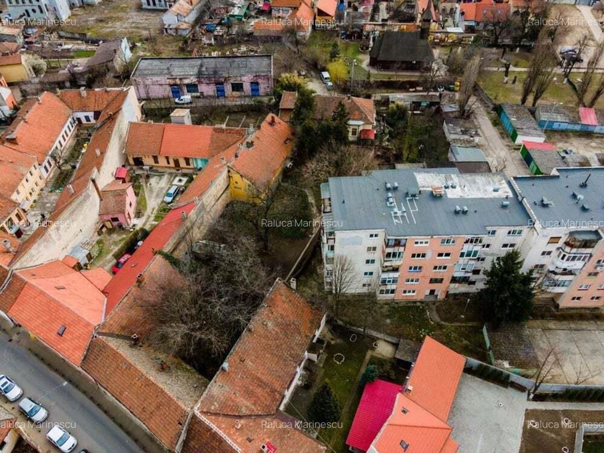 Casa ultracentrala cu teren de 1.474 mp Arad - 6