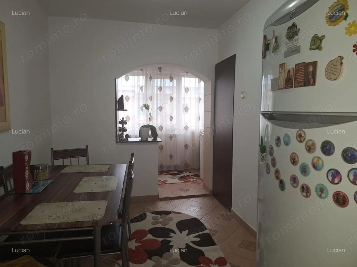 Apartament 3 camere pe Babe?, zona Lintz - 3