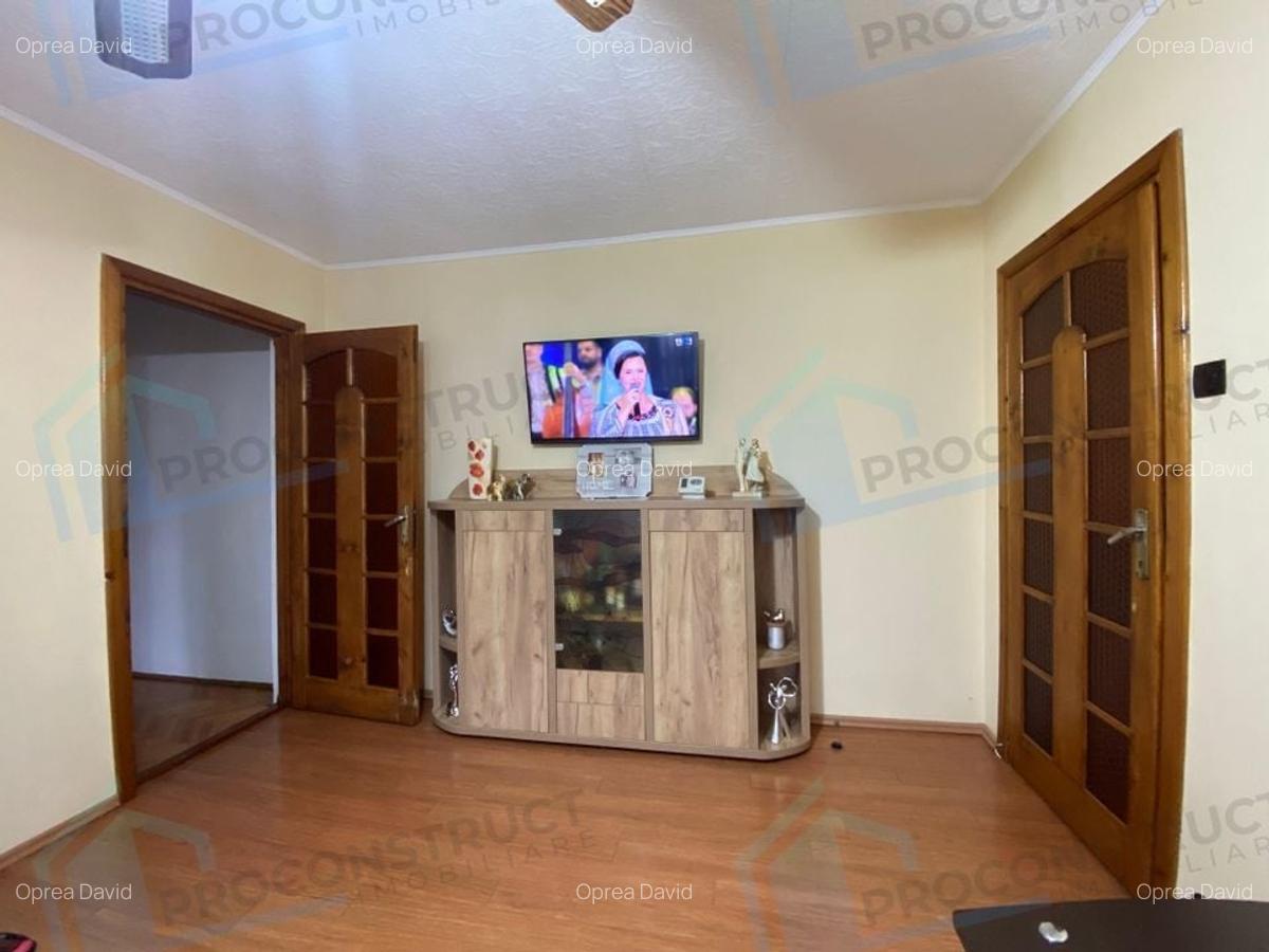 Apartament 3 Camere de Vanzare | Zona Dacia | 95.000 EUR - 2