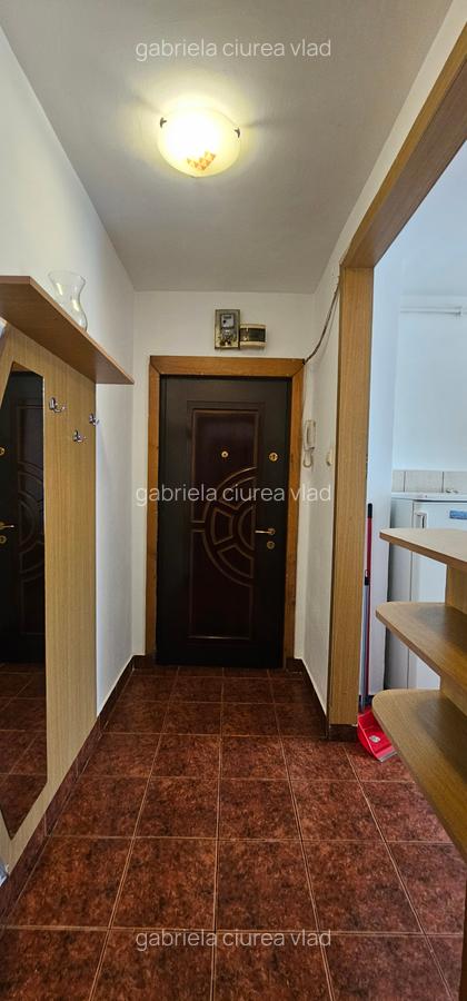 Inchiriez apartament 2 camere , zona Mihai Viteazu - 9