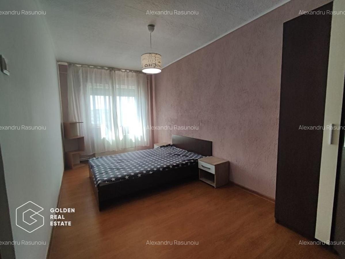 Apartament 3 camere, bine pozitionat in cartier, zona Vlaicu - 2