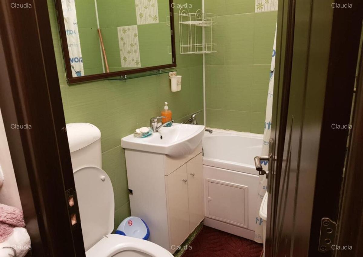 Apartament 2 camere zona TRACTORUL - 7