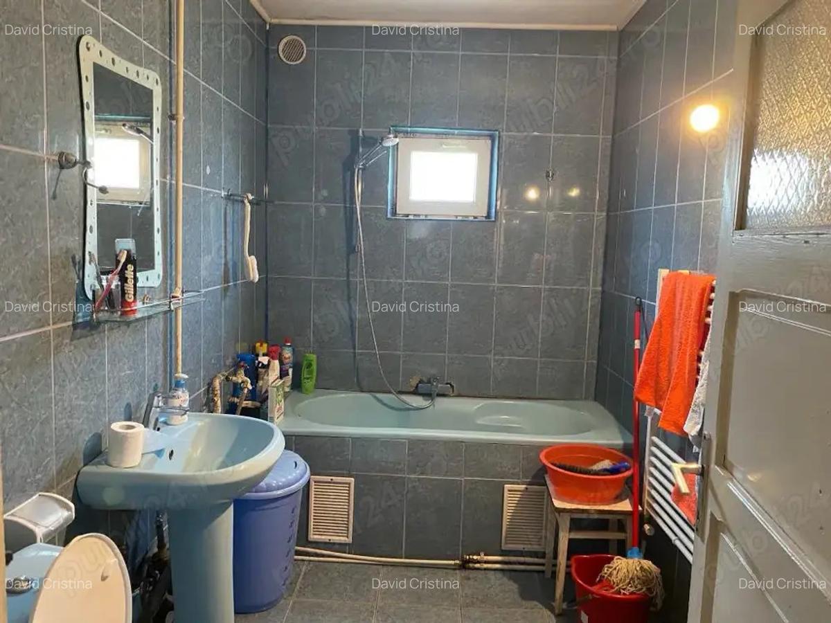 Casa 3 camere + anexa, teren - 1253 mp Targu Neam?, Str. Mihai Viteazu - 8