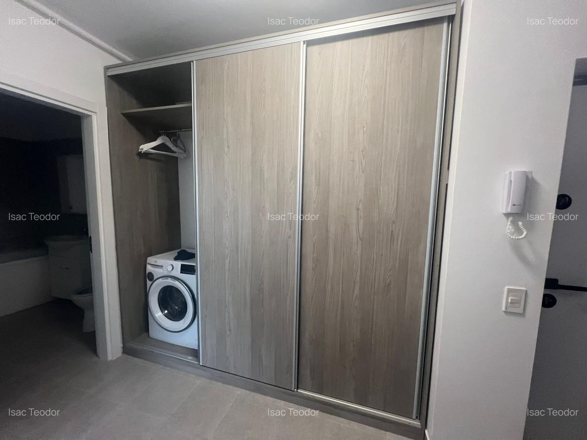 Apartament cu 2 camere decomandat în Apărătorii Patriei - 3