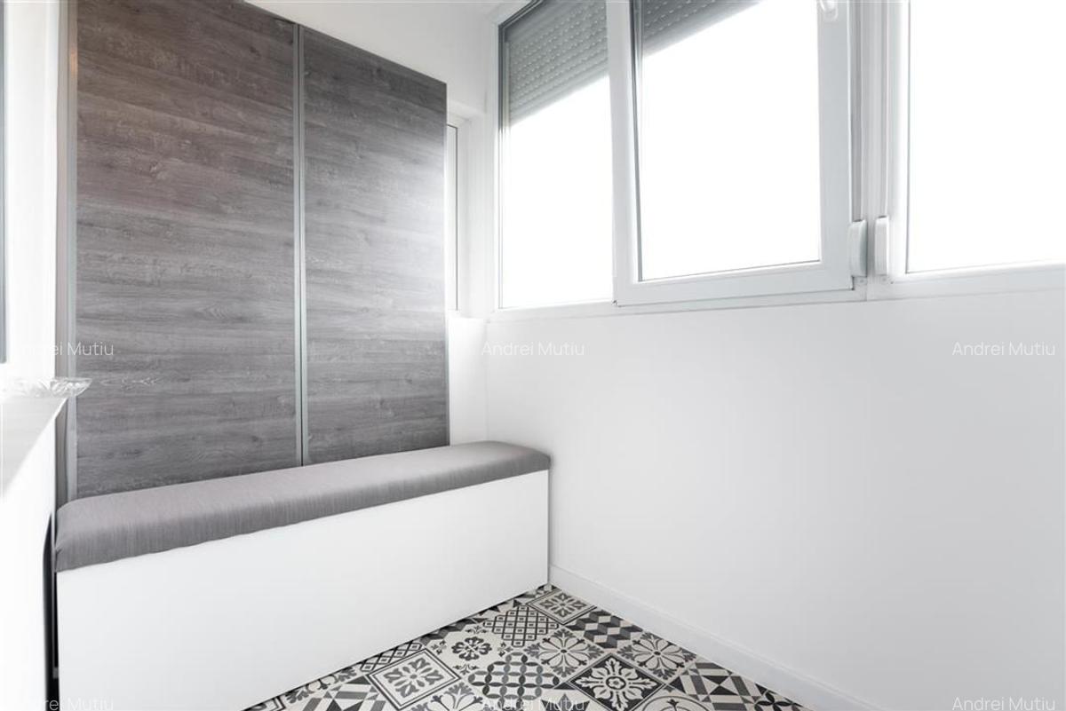 Apartament cu 4 camere decomandat în Nufărul - 16