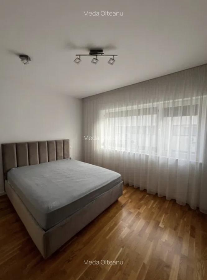 Casă cu 5 camere în Exterior Est - 5