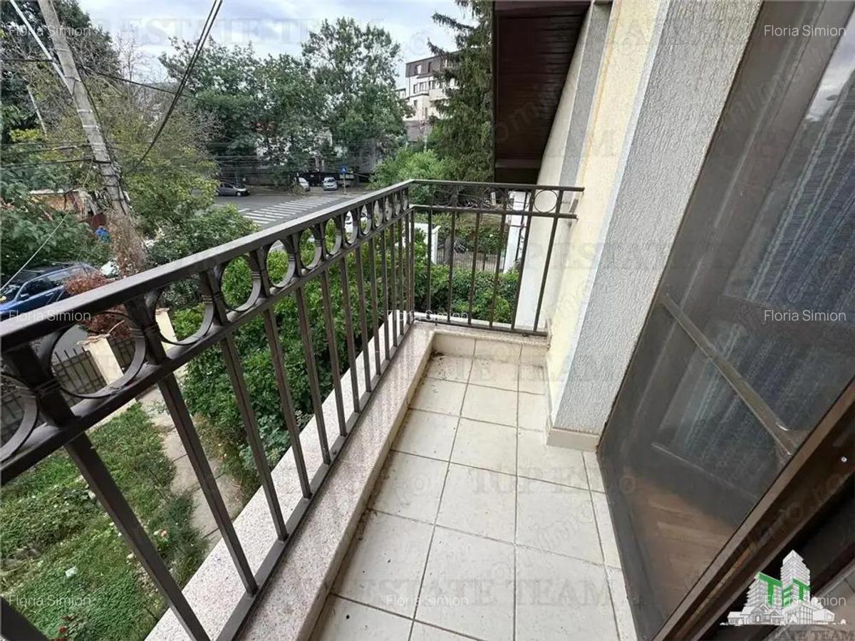 Casa spatiu birou de inchiriat in zona Damaroaia - 15