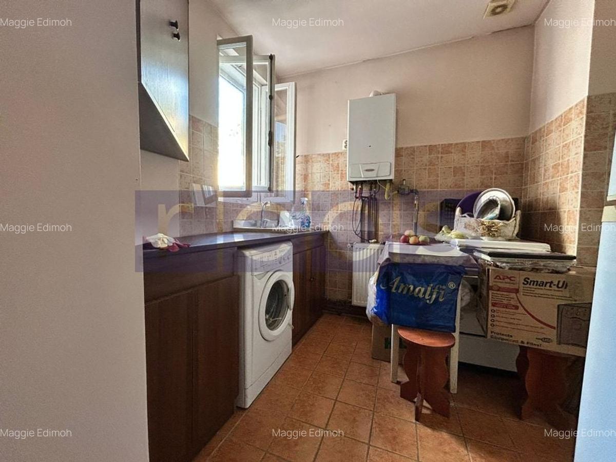 Apartament cu 4 camere circular în Universitate - 10