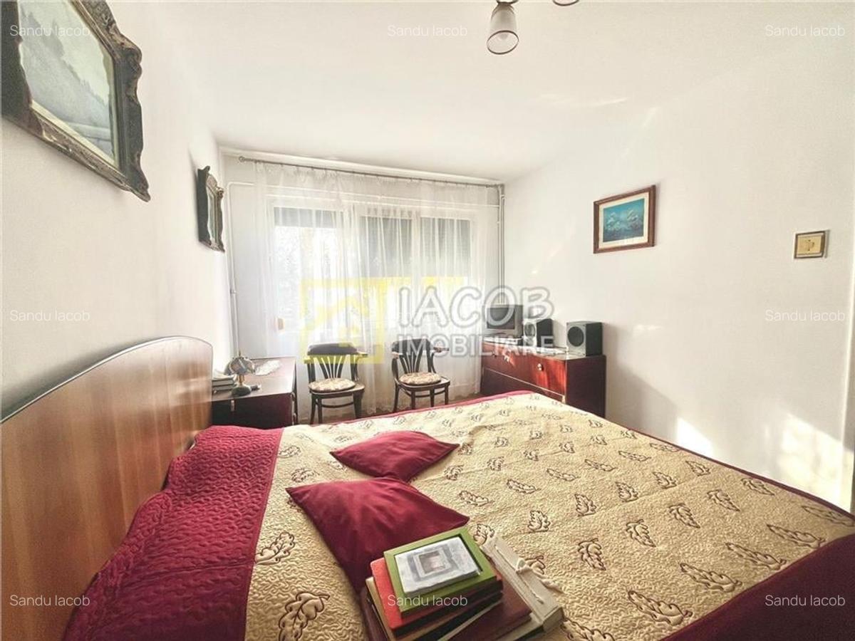 Apartament cu doua camere semidecomandate, zona Aviatori, Bacau - 8