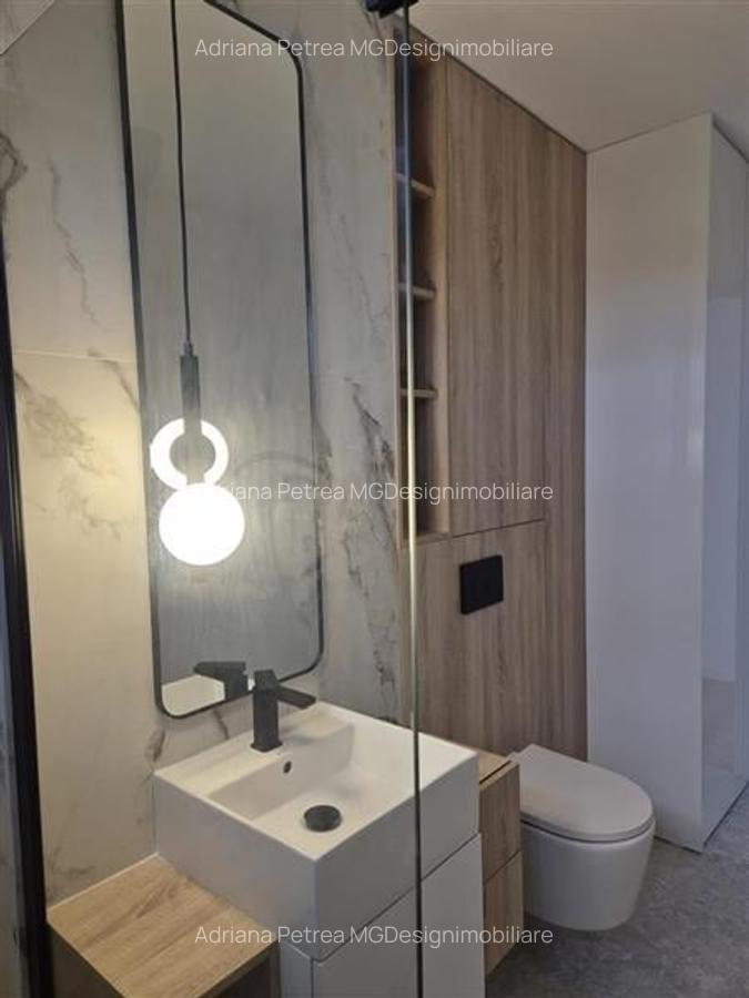 Apartament cu 3 camere semidecomandat, mobilat în Circumvalațiunii - 18