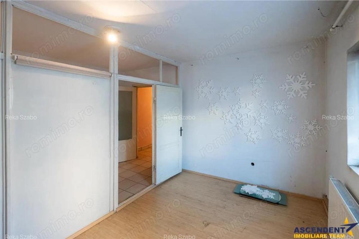 FILM! Targu Secuiesc,2 camere,partial renovat,recomandat:locuinta activitati profesionale - 2