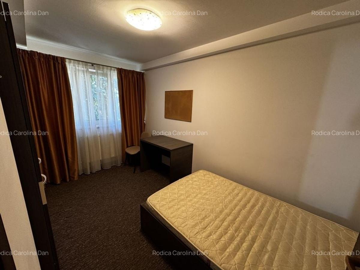 Apartament spațios cu 4 camere, la 10 minute de UMFST. - 4