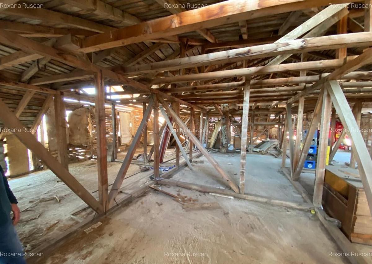 CLADIRE MULTIFUNC?IONALA IN CORNU DE JOS I - 8