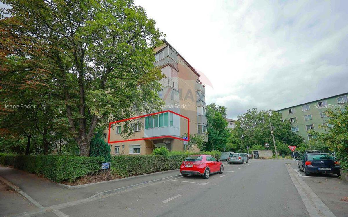 Apartament cu 2 camere de vanzare, etaj 1, in zona Roge... - 1
