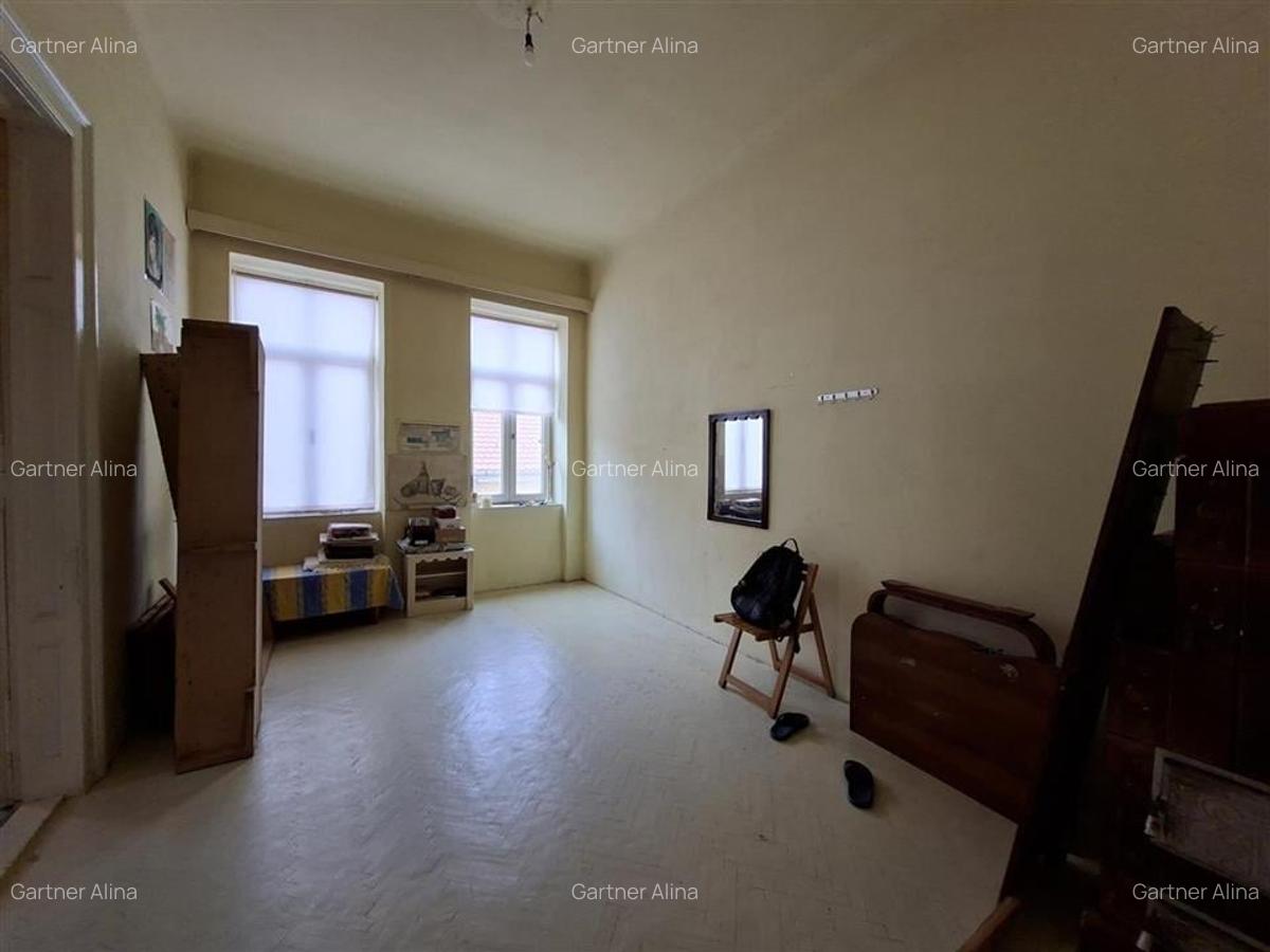 Apartament 3 camere zona Centrala - 2