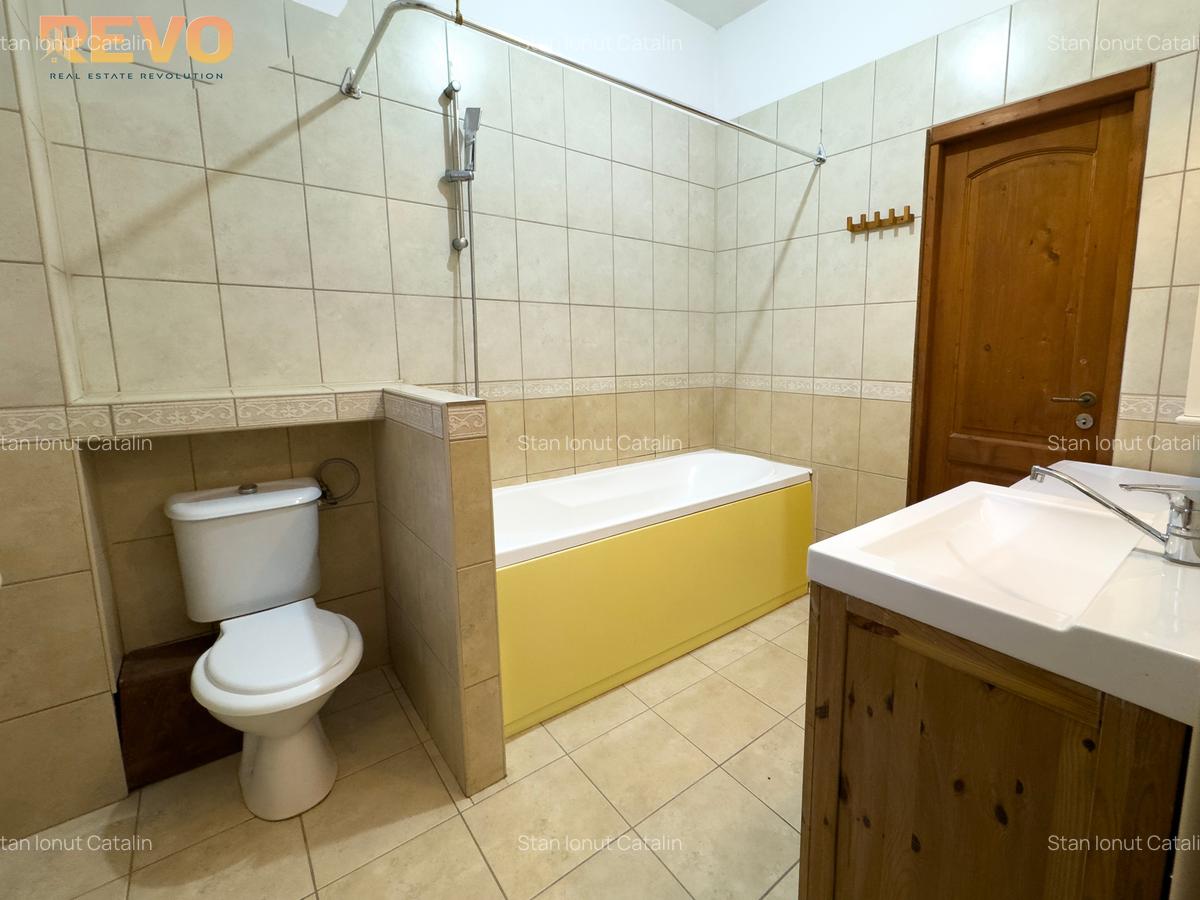 Popa Nan – Pache Protopopescu • Vilă P+1+M, curte proprie, 180mp - 24