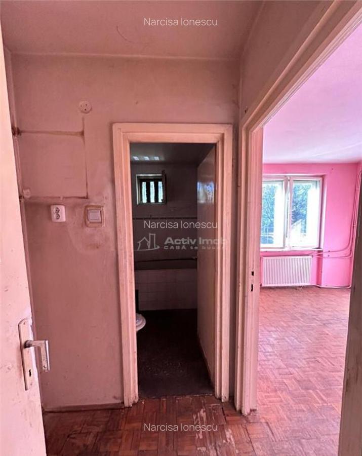 Resita, 3 Cam,cf.1 Semidec.et.1,Central - 8 Resita, 3 Cam,cf.1 Semidec.et.1,Central - 8