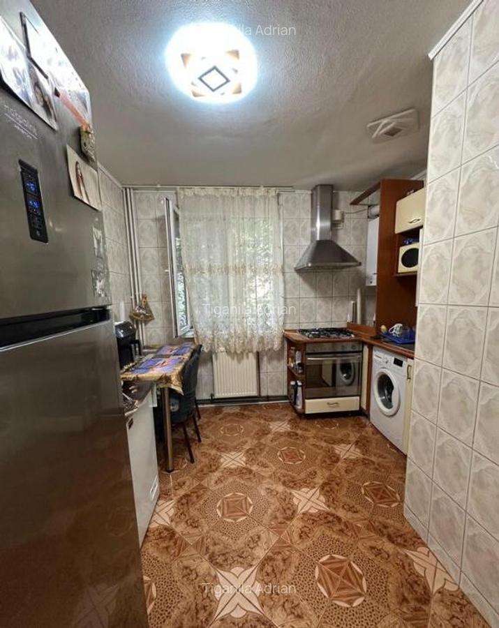 Apartament 4 camere de Brancoveanu de vanzare - 11