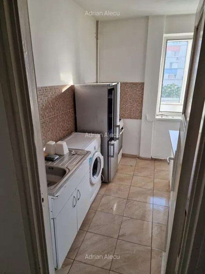 Apartament 3 camere, semidecomandat, 69 mp, ac, metrou aproape, 1 Mai - 7