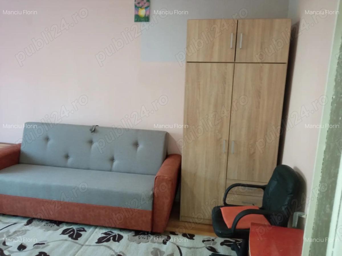 Dau in chirie garsoniera 900 lei aprox.180 E utilata, Rogerius - 1