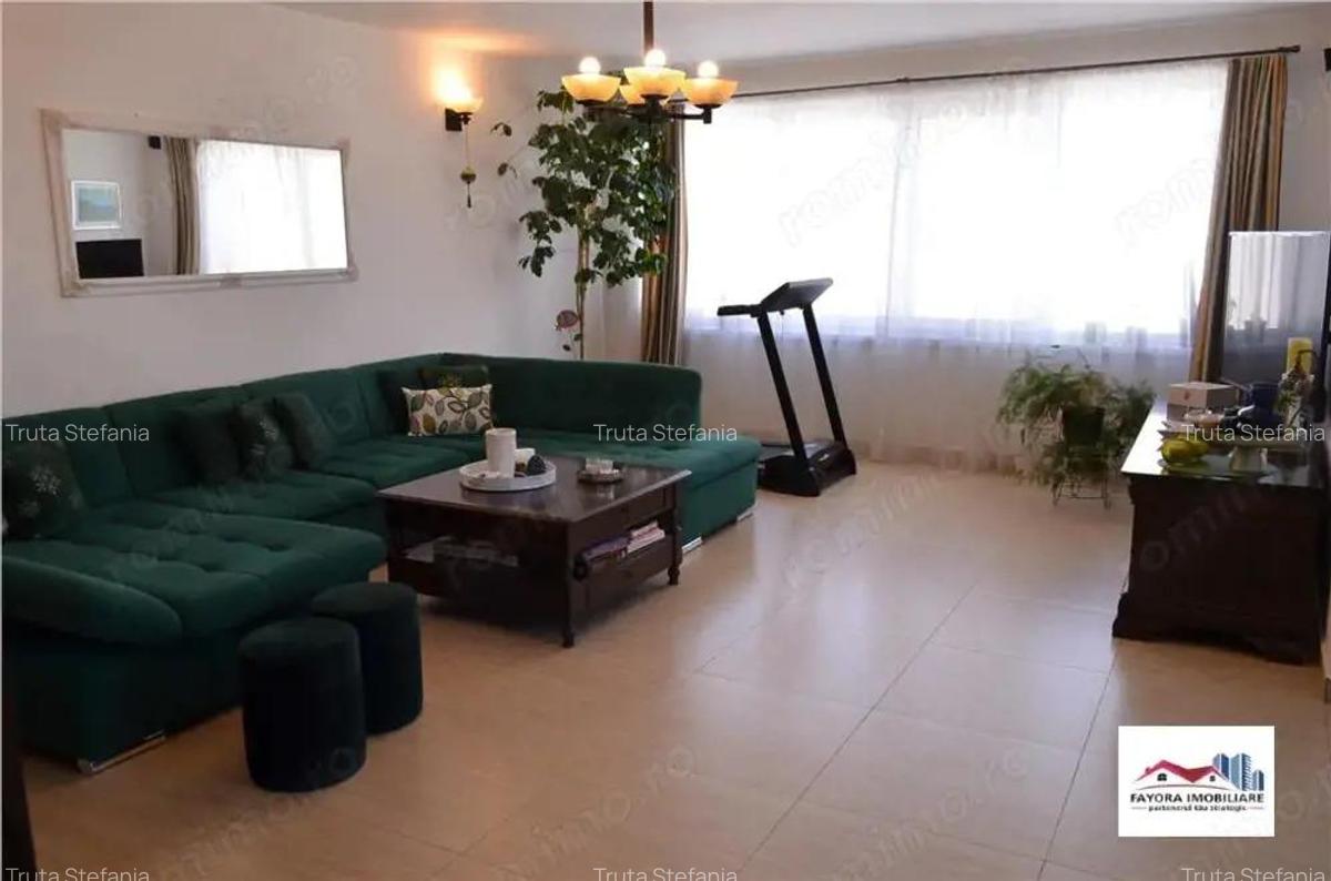 Casa Spatioasa de Vanzare Zona Semicentrala - 3