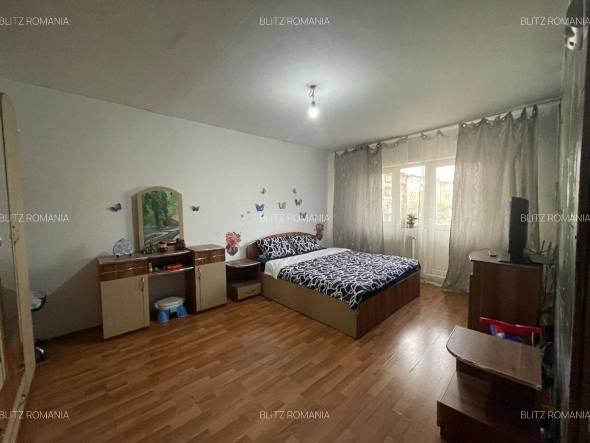 Apartament de vanzare, cu 2 camere, 49 mp, decomandat, Baia Mare - 1