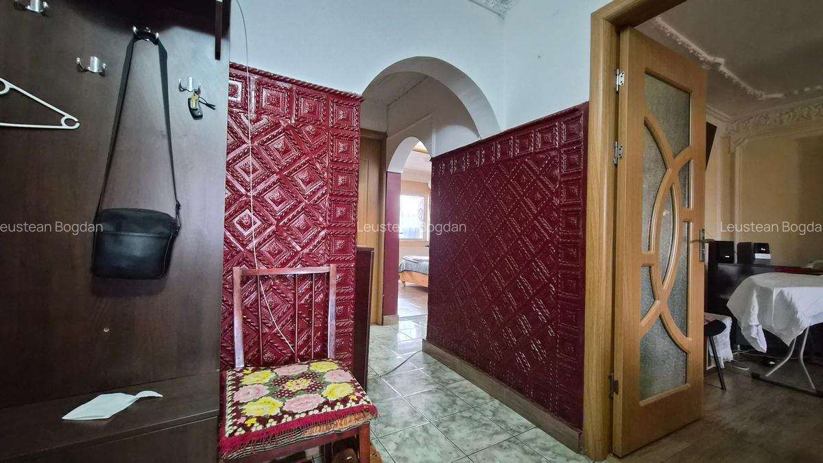 Km 5 - ap 3 cam , et 2/4 , partial mobilat (centrala gaze ) - 18