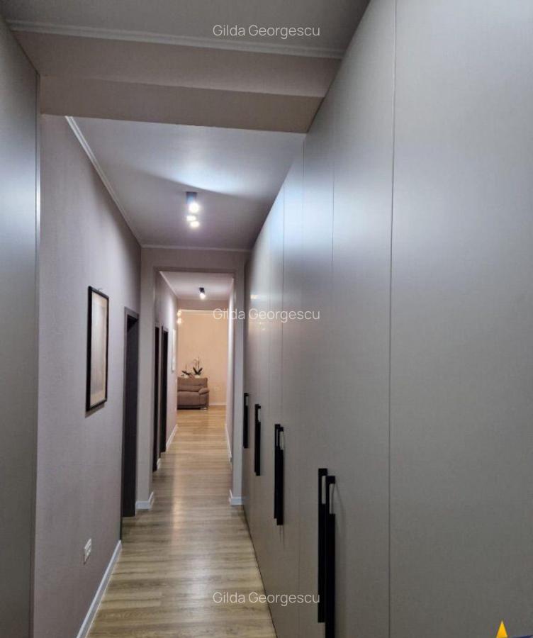 LIVE! Rafinament, armonie in stil distinctiv, curte privata, - 17