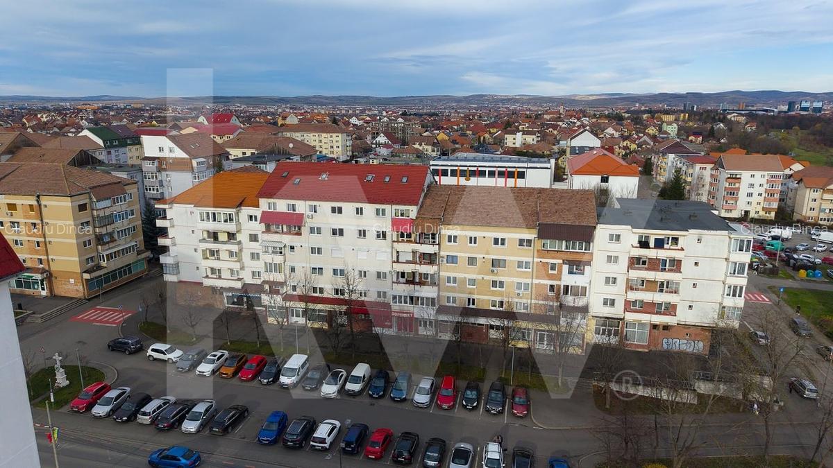 Apartament decomandat cu 3 camere – confort, spatiu si priveliste superba - 12