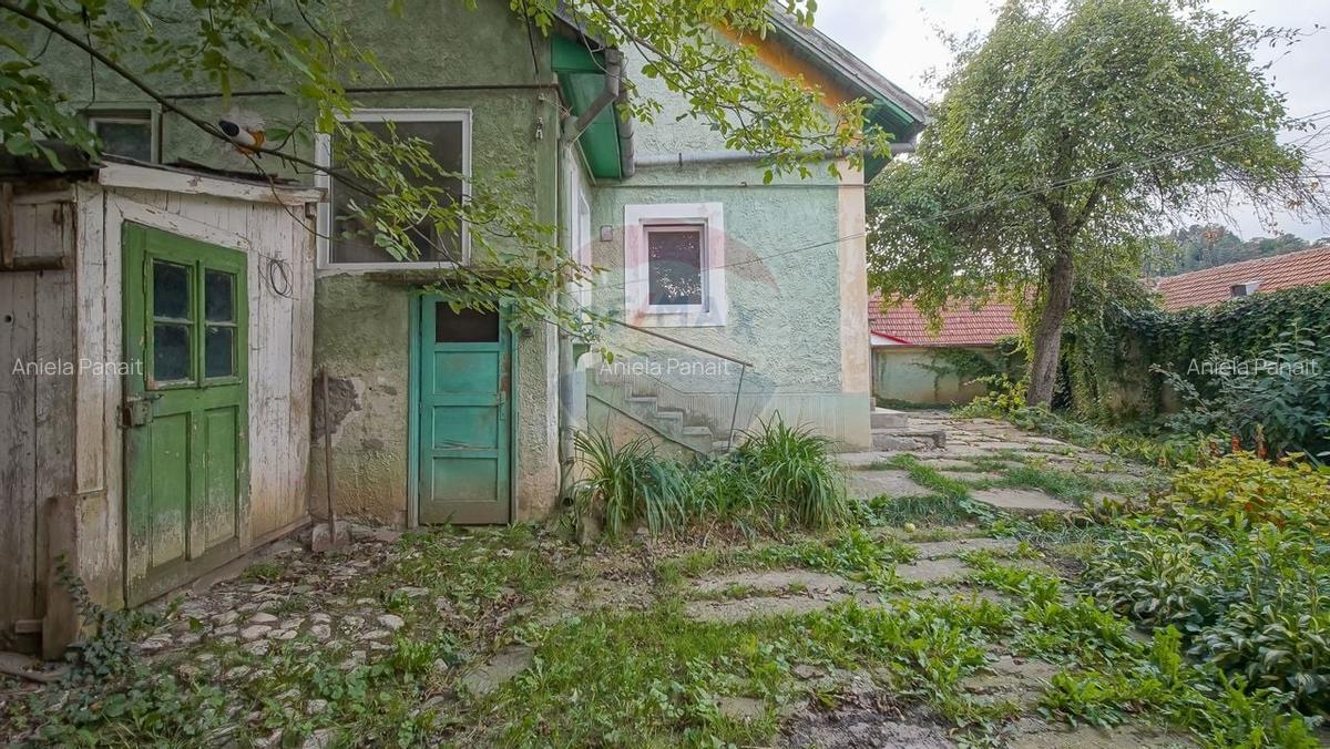Casa saseasca de renovat, cu teren, Scheii Brasovului - 7