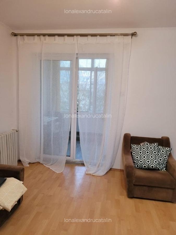 City Park Mall - Garsoniera decomandata mobilata-utilata termen lung, gaze - 8