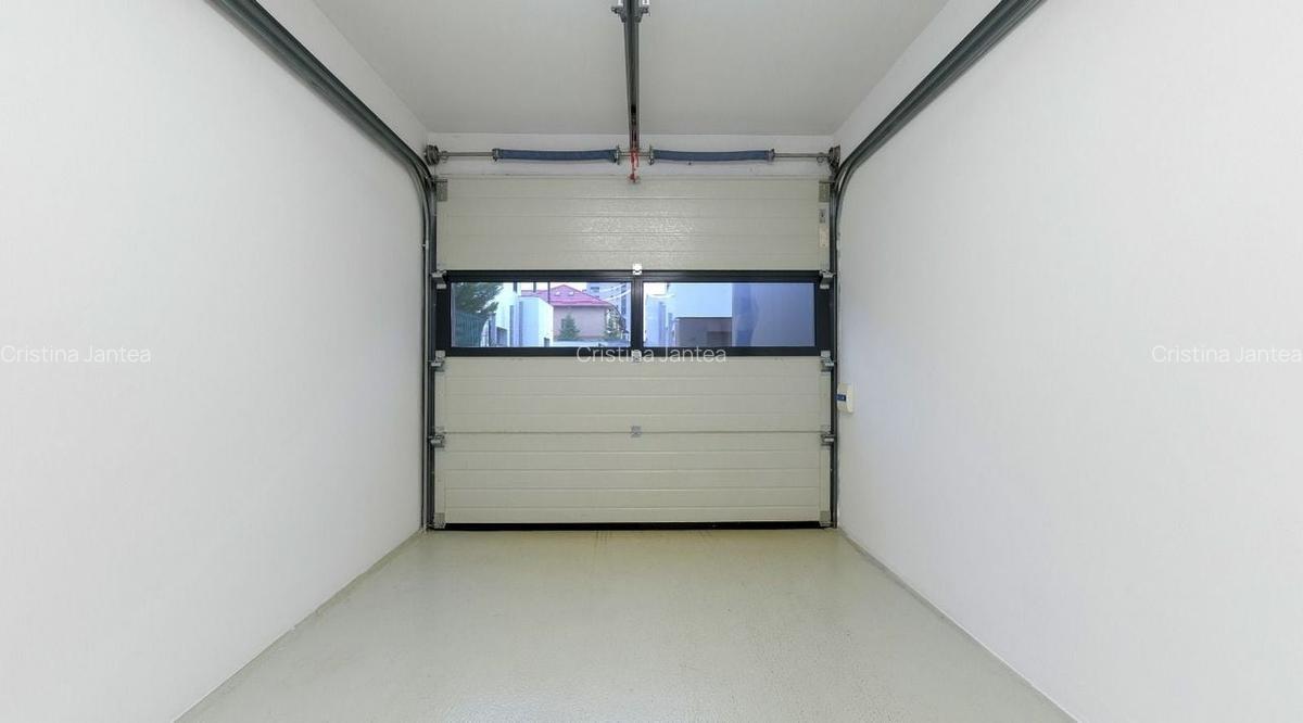 New! American School villa - 23