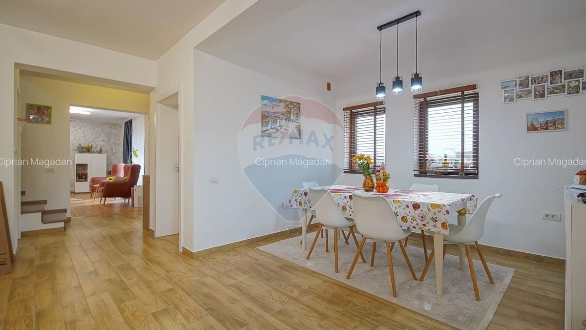 Casa individuala de vanzare in Harman - moderna, spatioasa si complet - 10