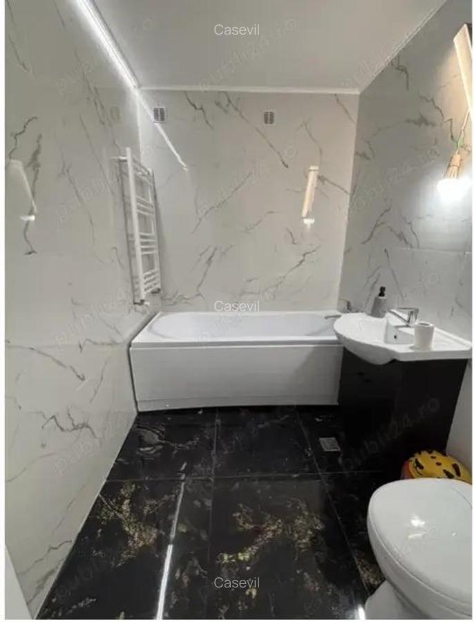 Apartament cu 3 camere,zona D-va Nord - 1