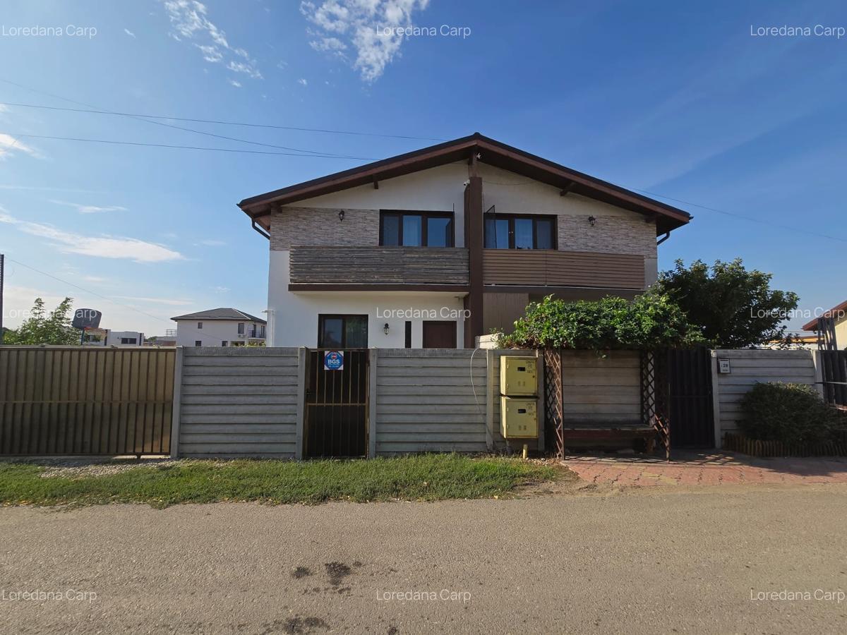 Vila duplex-mobilata si utilata - 4 camere - 2 bai-dressing- str asfaltata- - 1