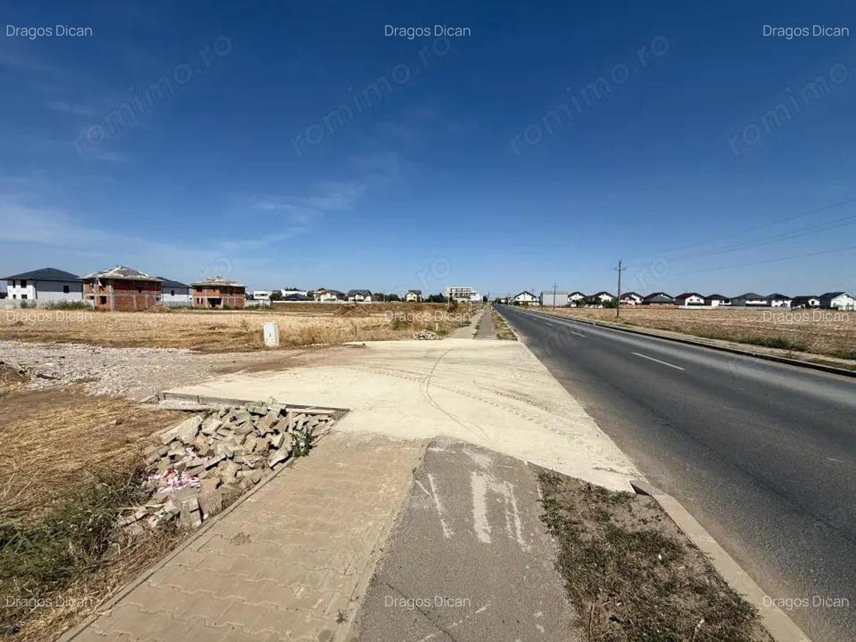 Teren Intravilan In Rate Com Berceni | utilitati: curent - gaz | #MG12 - 12