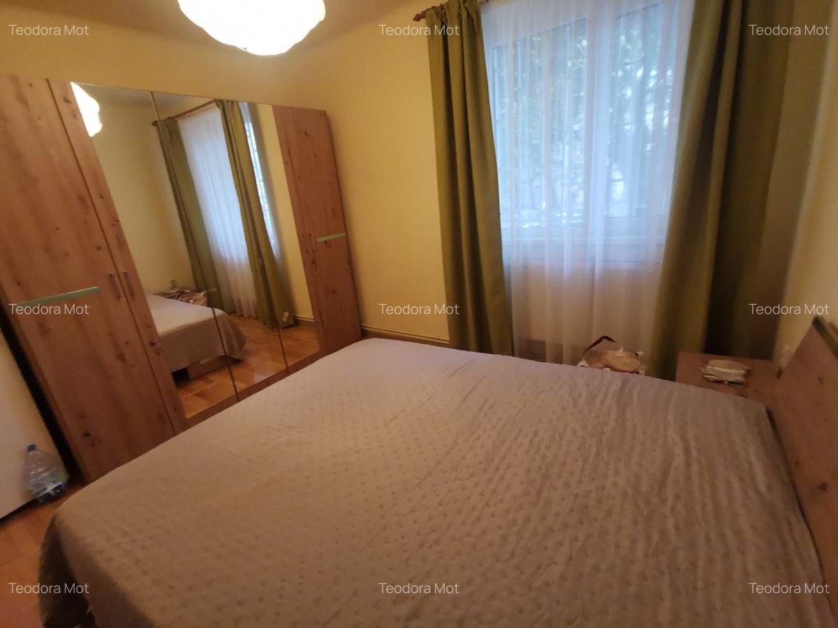 Apartament cu 3 camere semidecomandat, mobilat în Central - 7