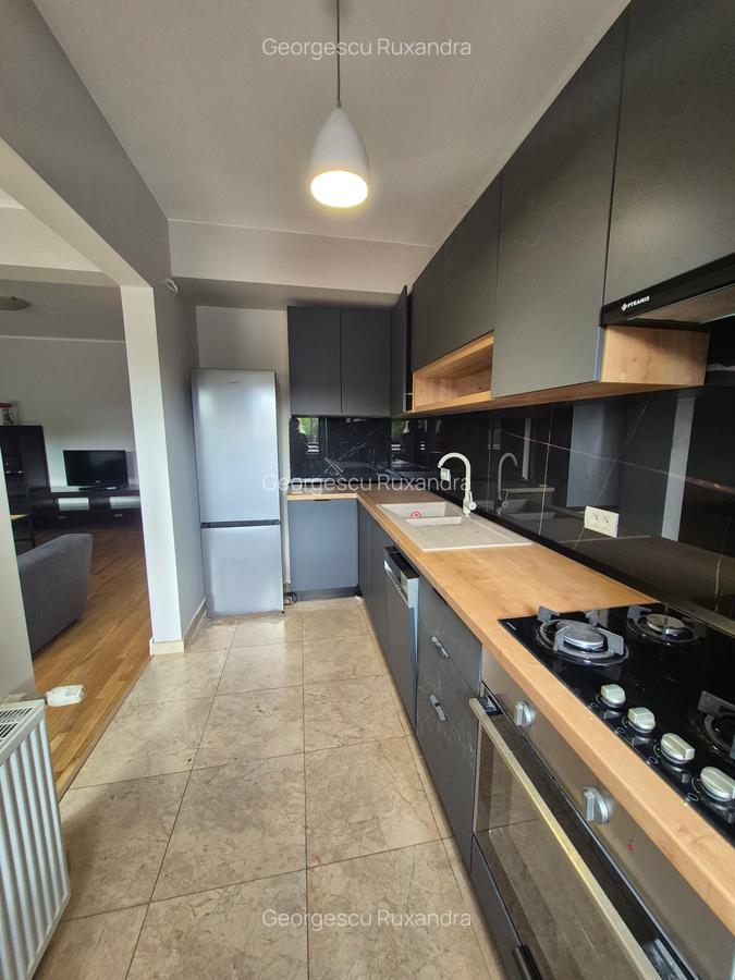 3 camere  decomandat, renovat 2025, loc parcare subteran inclus,parter inalt - 2
