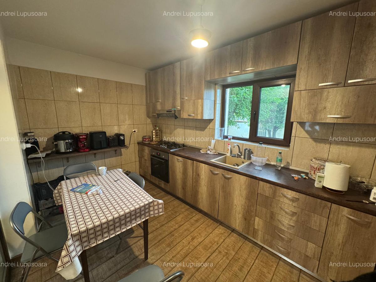 Casă de vanzare 4 camere 226 mp utili 500 mp teren Metrou Pacii - 2