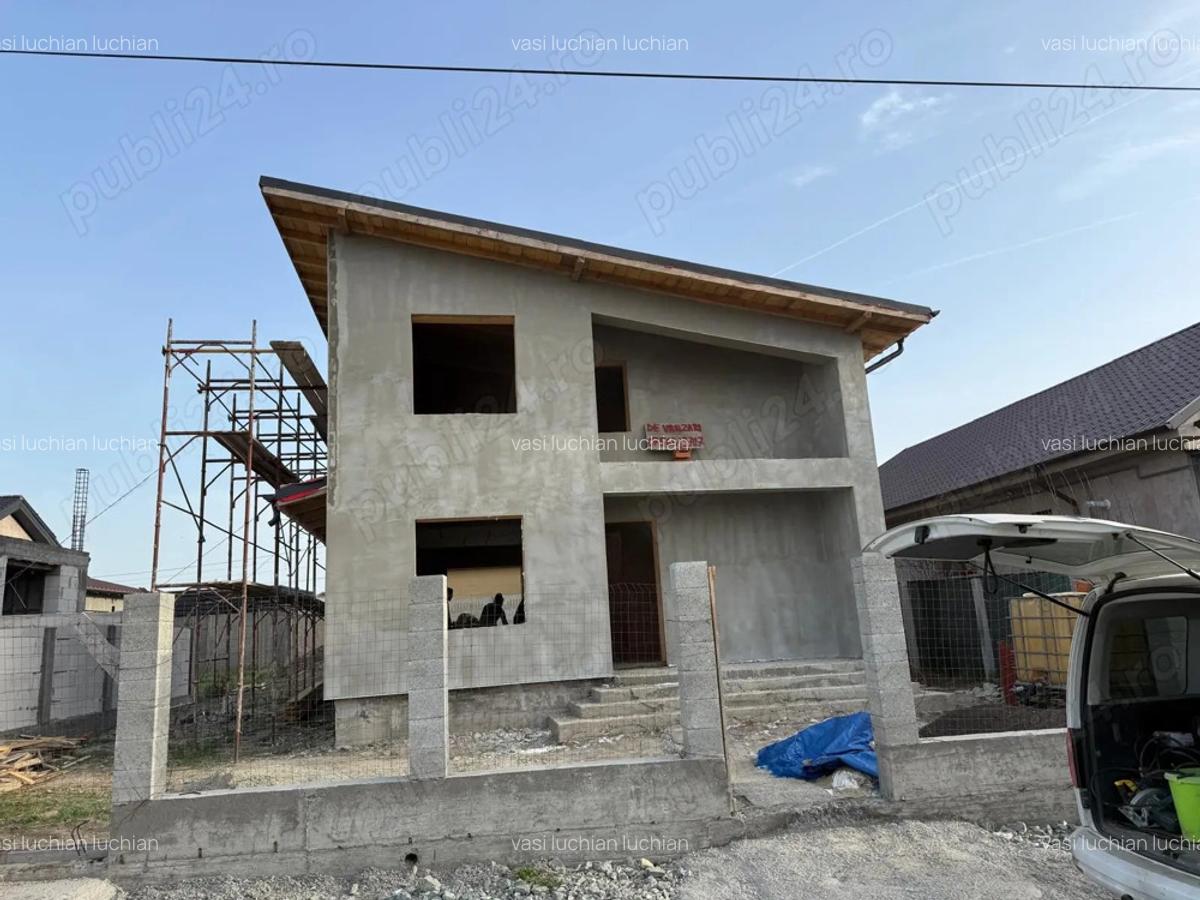 Vand casa la ro?u Agigea - 2