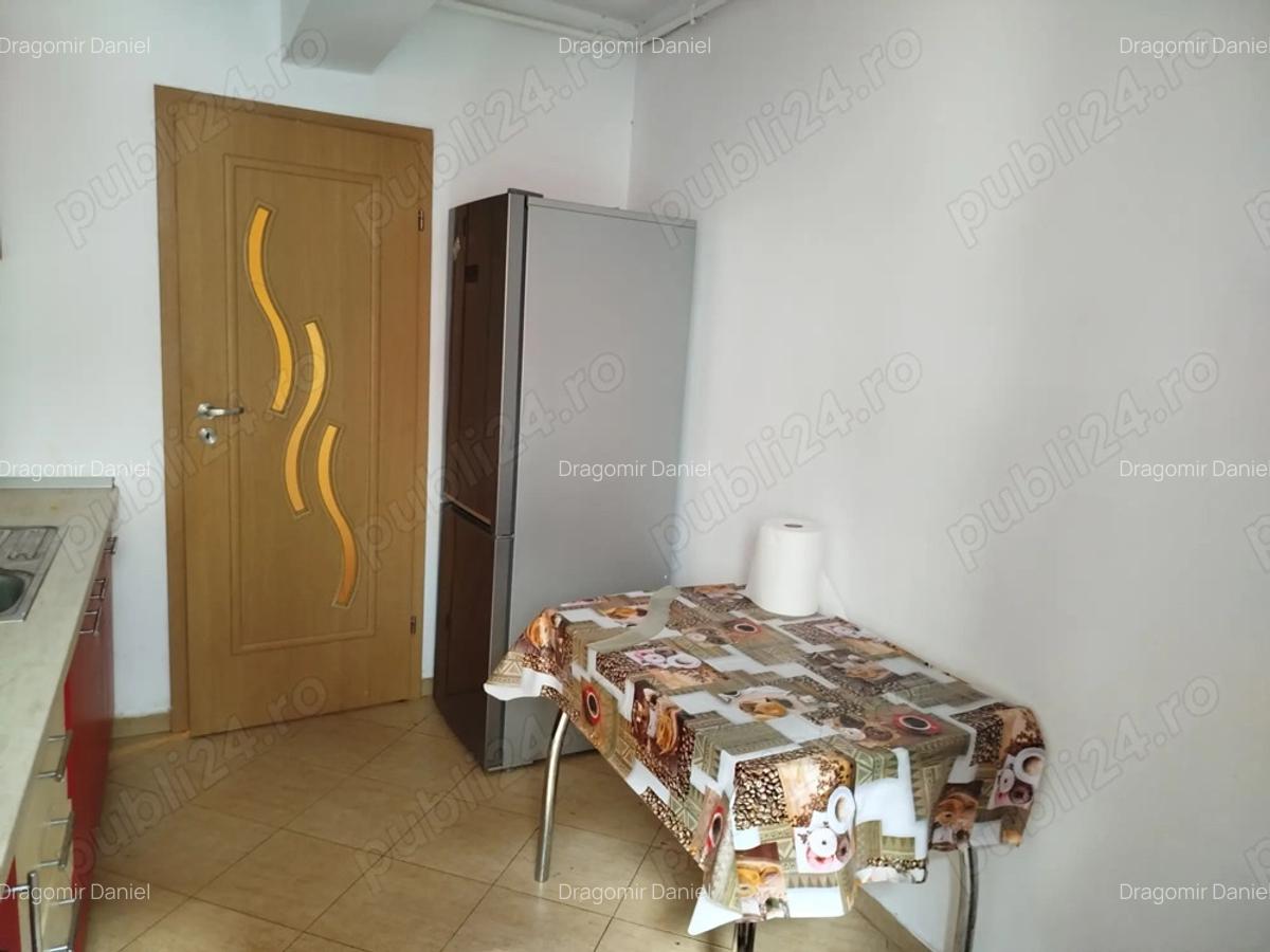 Inchiriez apartament 2 camere - 5