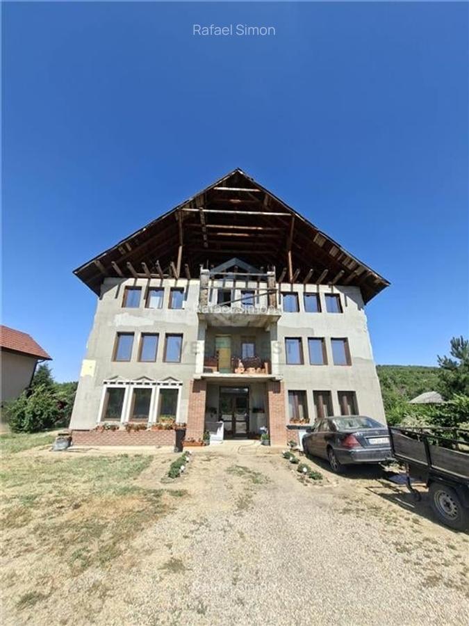 Pensiune de vanzare in Oradea, zona Podgoria - 1
