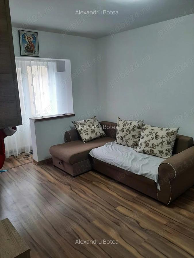 Vand garsoniera spa?ioasa ! - 8 Vand garsoniera spa?ioasa ! - 8