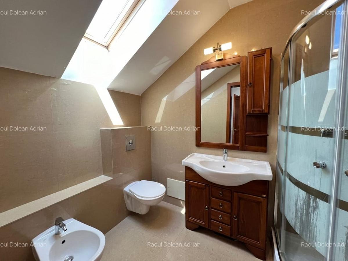 Vila cu  4 camere , 180 mp, curte, 5 parcari , terasa, Europa,, Eugen ionesco - 18