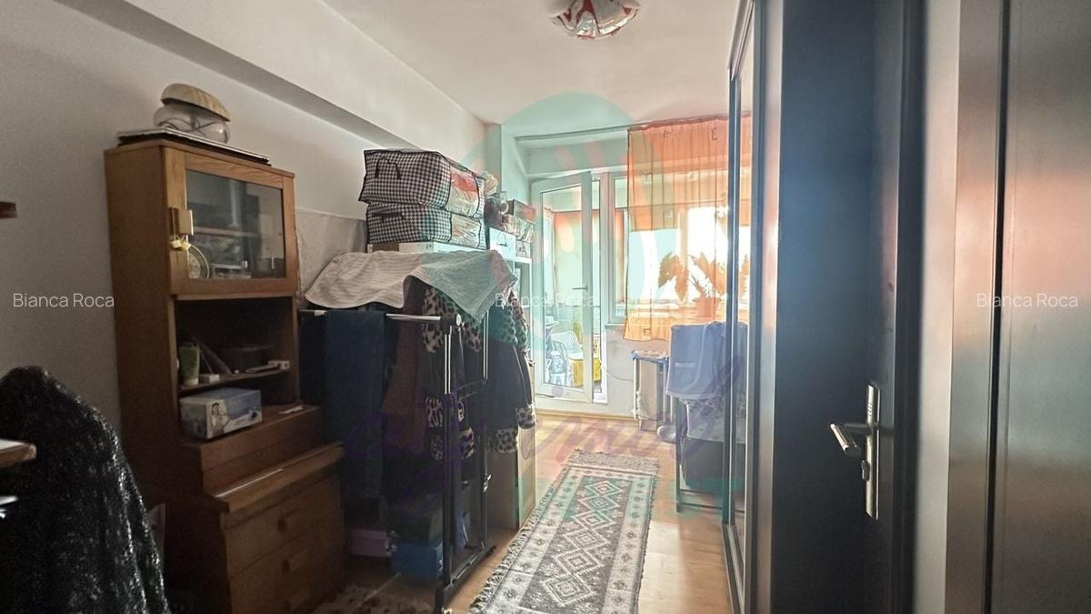 Apartament cu 3 camere decomandat în Pantelimon - 9