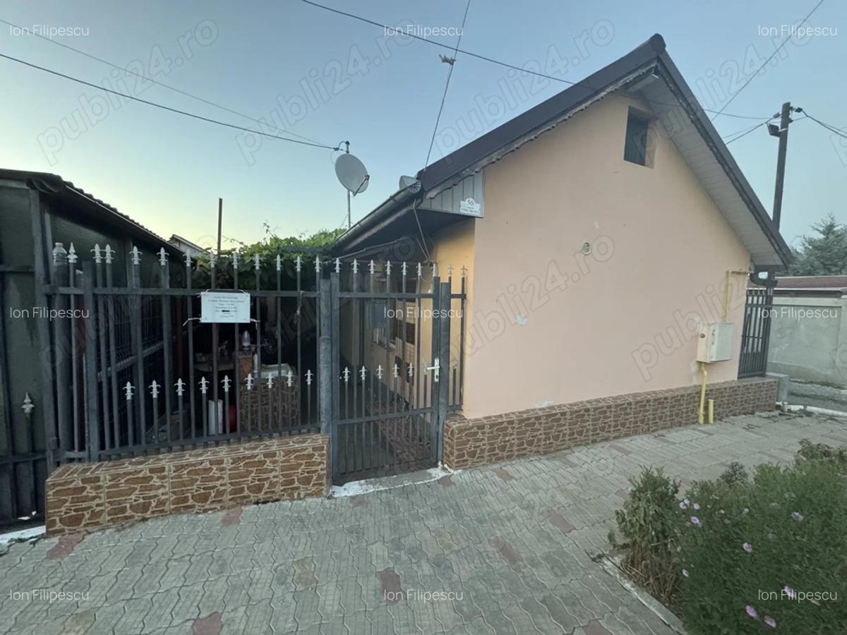 Casa batraneasca de vanzare in Navodari - 1