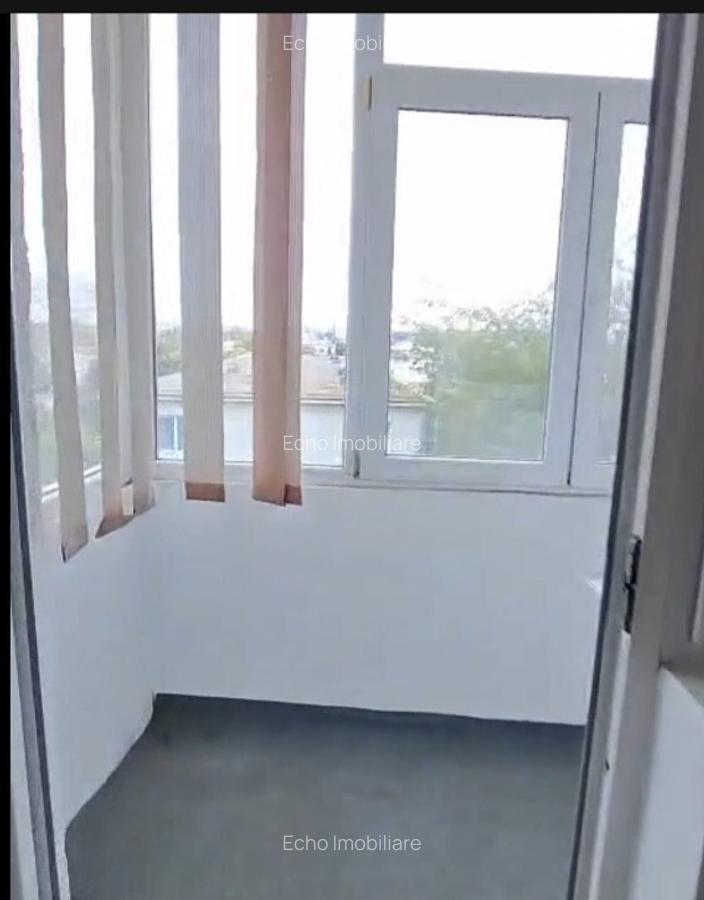 IN BLOC DE APARTAMENTE - TATARAS - VANZARE GARSONIER 25 m - 2