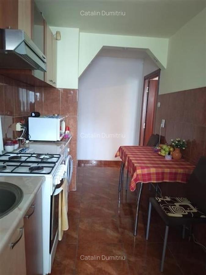 Apartament 2 camere,decomandat,cu balcon, etaj2,Central,Sacele,Brasov - 13